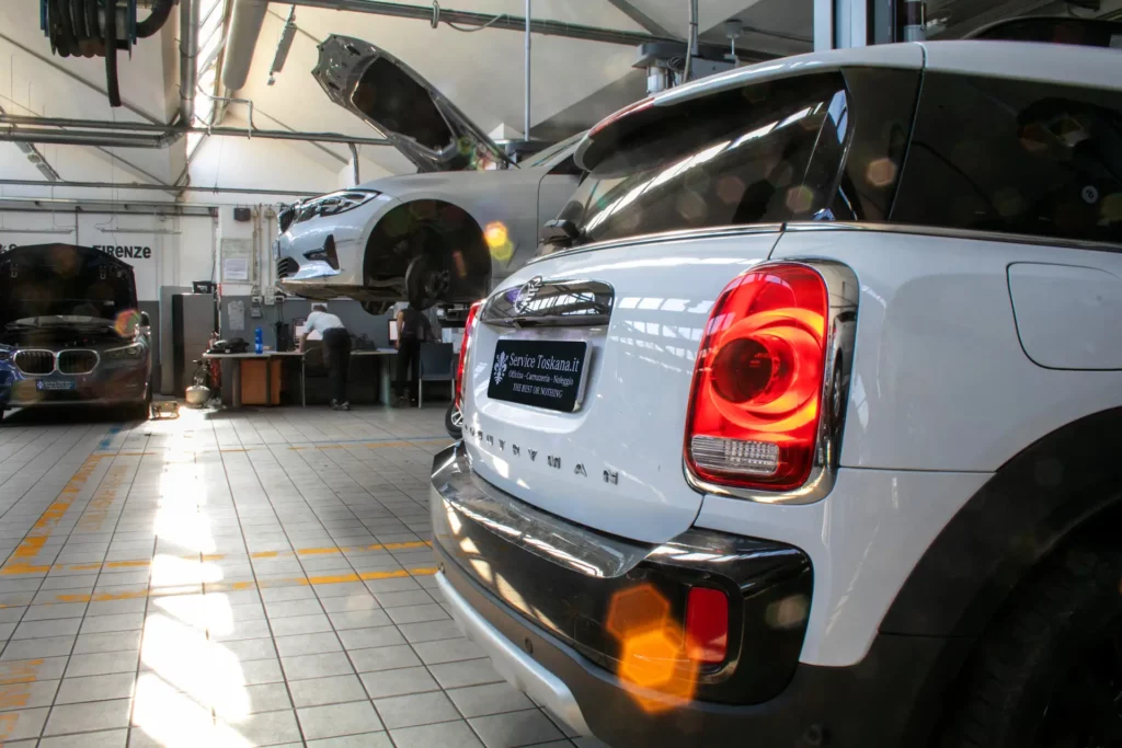 Service_toskana-Firenze-officina02-en